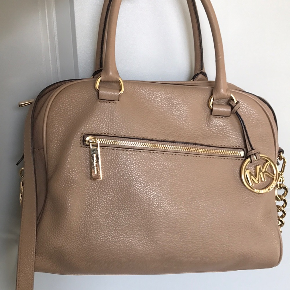 Michael Kors leather purse